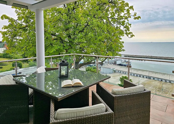 Friede-marie, Penthouse Lenea 빌라